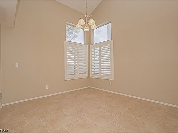 5th image of 2005 Canyon Breeze Dr