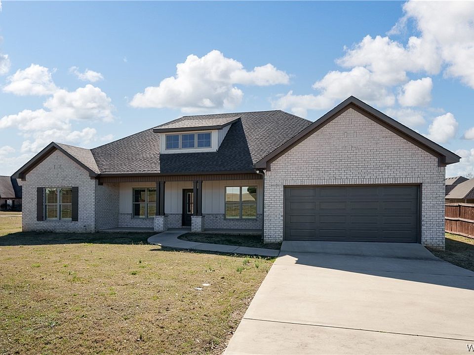 1st image of 485 Remington Cir