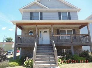 1929 New York Ave, Whiting, IN 46394