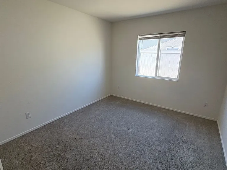 1460 Caprice Ct — Photo 9