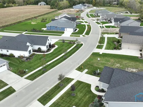 4455 Post Office Cir, Maumee, OH 43537