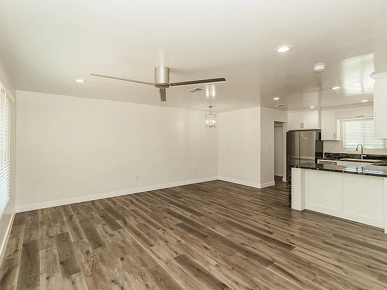 1025 Ventura St #1025 — Photo 14