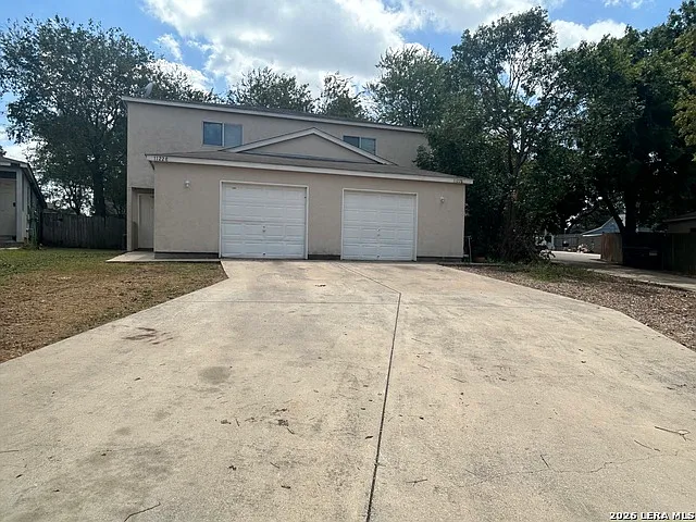 3 bed, 2.5 bath, 1352 sqft, $1,325 — Photo 1