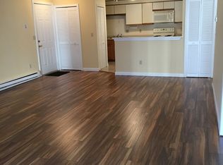 11 Gibbs St UNIT B32, Worcester, MA 01607