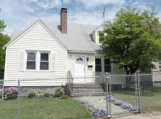 5 Ashley St, Bridgeport, CT 06610