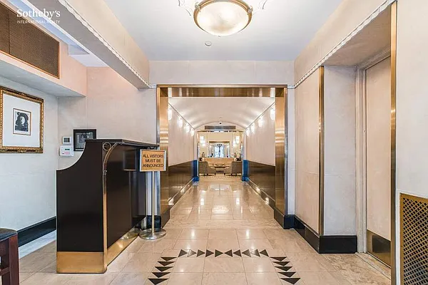 Rented by Sotheby's International Realty | media 21