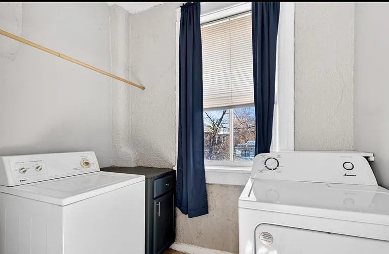 3005 S Compton Ave — Photo 5
