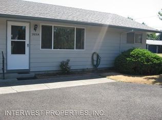 2051 SE Spruce St APT A, Hillsboro, OR 97123