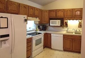 4th image of 184 Minz Park Cir APT 4