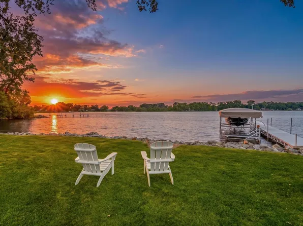 6121 Black Wolf Point ROAD, Oshkosh, WI 54902