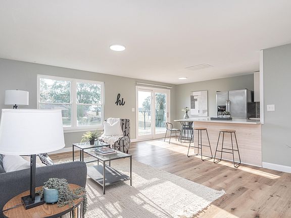 5th image of 407 Tamala Ave