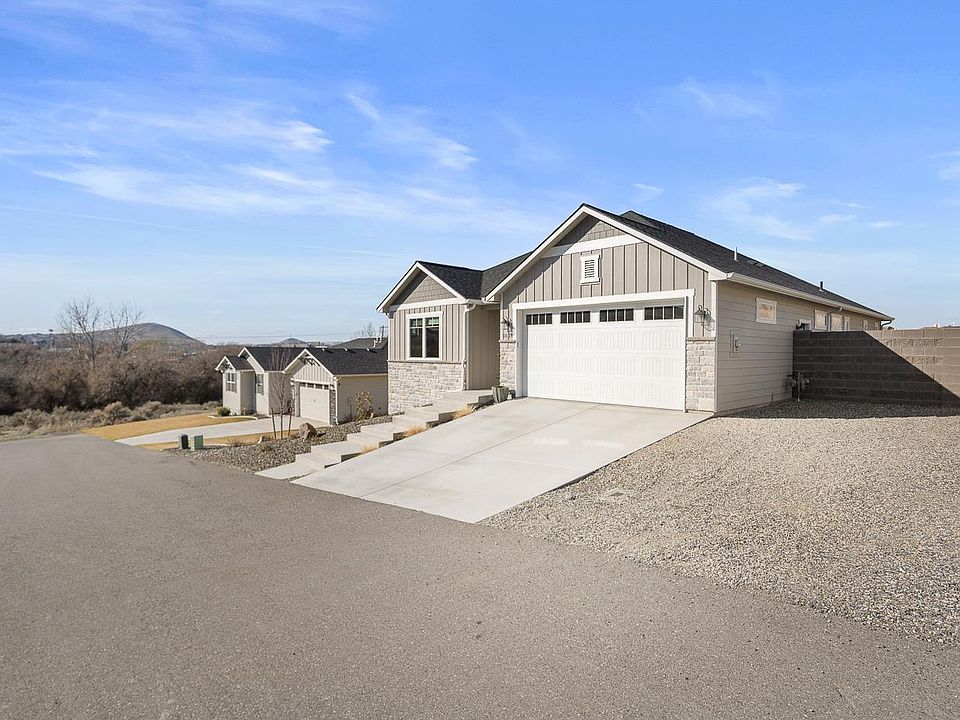 1010 Suncrest Trl, Richland, WA 99352 Zillow