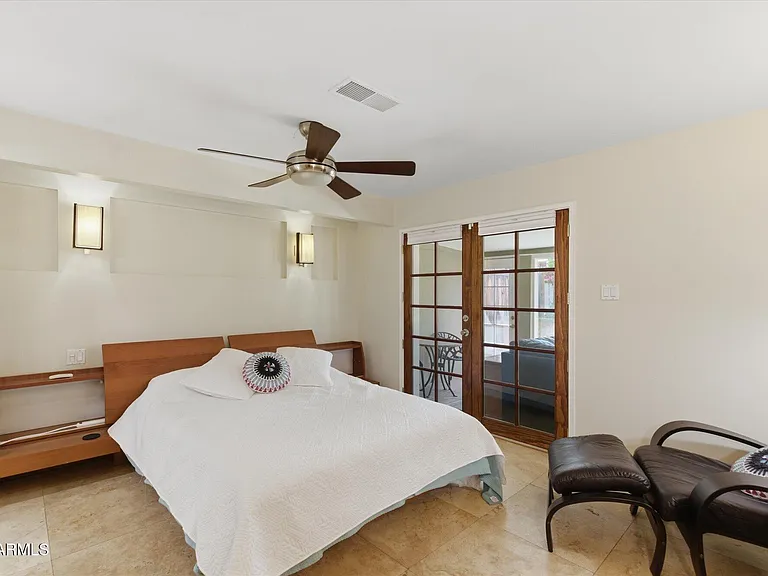 4613 E Vernon Ave — Photo 12