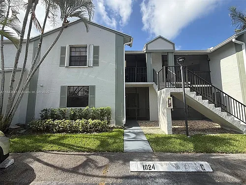 1024 S Independence Dr #A Photo 1