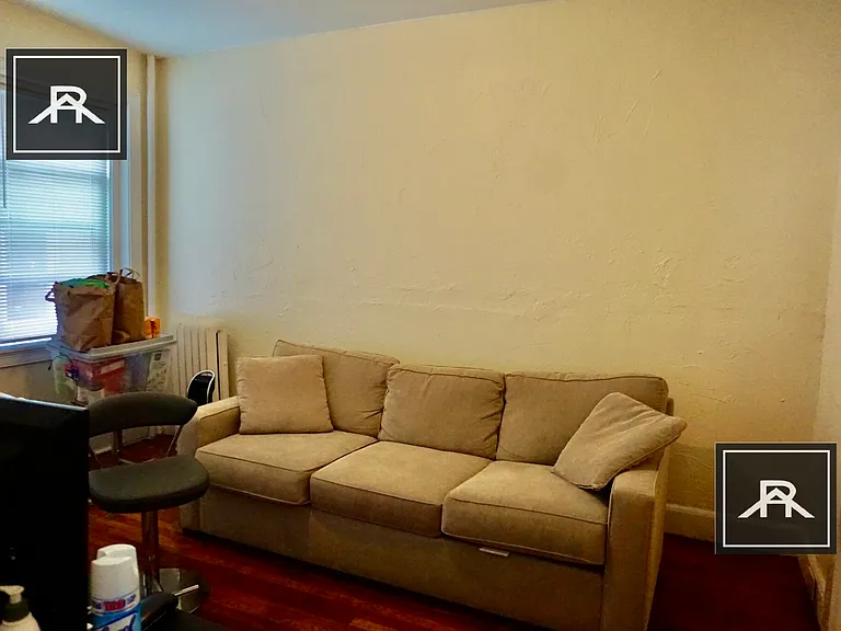 248 Kelton St #4 — Photo 1