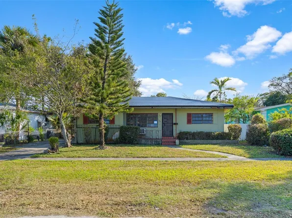 760 NE 147th St, North Miami, FL 33161