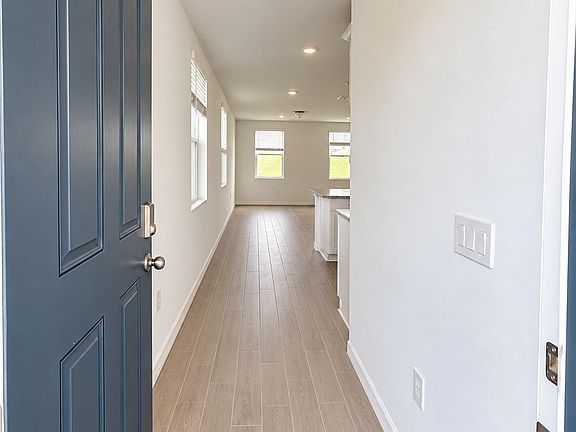 4th image of 2130 Crape Jasmine Ln