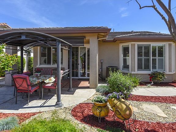 2nd image of 2389 Rose Briar Pl
