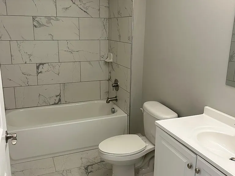 100 W Lexington St #204 — Photo 5