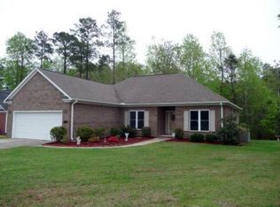 102 Neuchatel Rd, New Bern, NC 28562