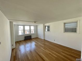 177 Beech St, Paterson, NJ 07501