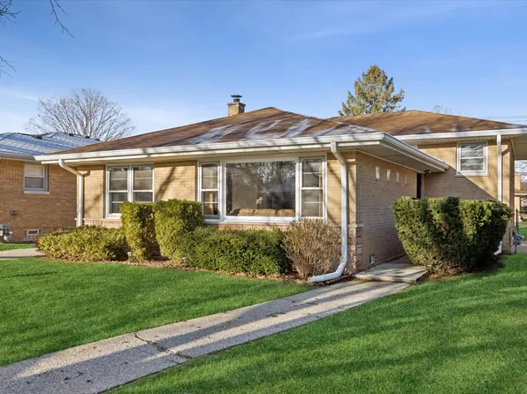 942 Sherwood Rd, La Grange Park, IL 60526