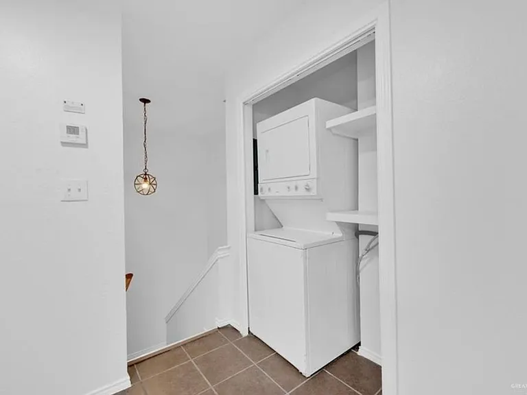3505 N 23rd Ln — Photo 16