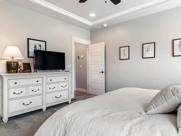 3419 E Rincon St — Photo 22