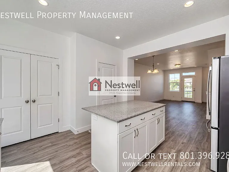 7952 S 5440 W — Photo 7