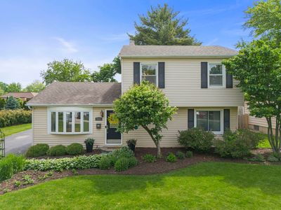 1341 S Sumner St, Wheaton, IL, 60189
