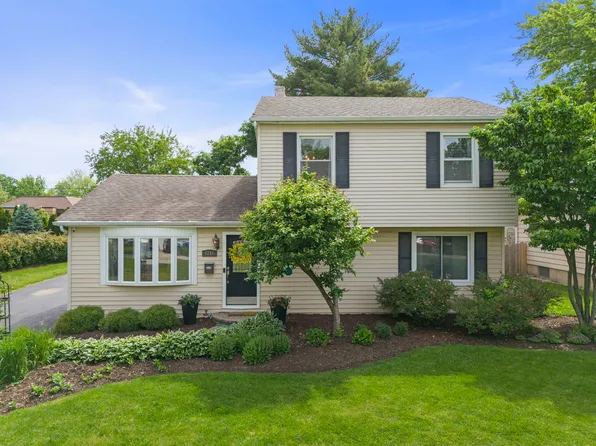 1341 S Sumner St, Wheaton, IL 60189