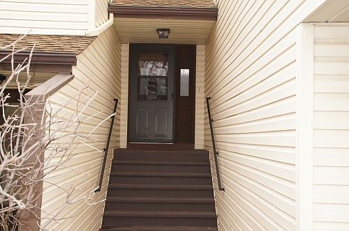 2nd image of 726 Clover Leaf Pkwy NE