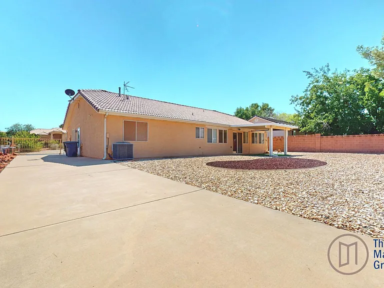 37 E 675 S — Photo 27