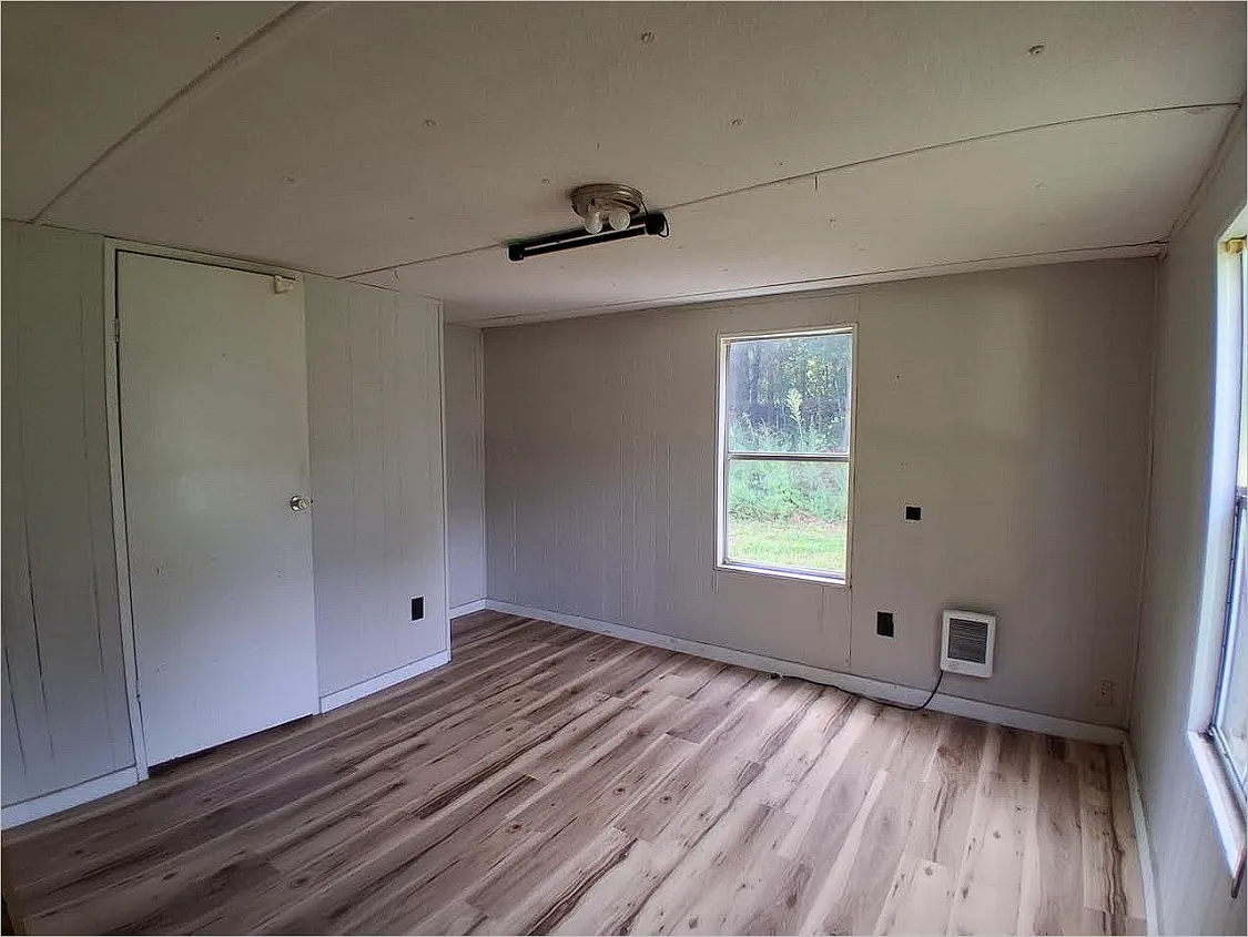 2 bed, 750 sqft, $645 — Photo 4
