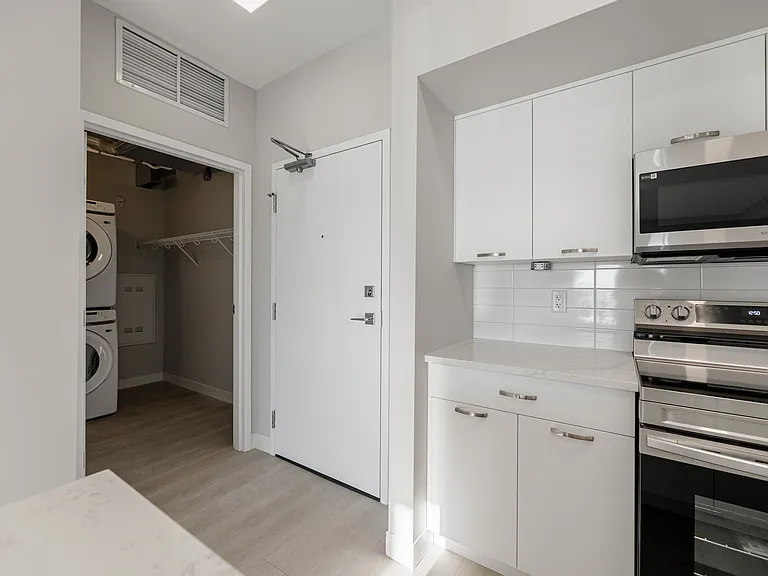 15 Refinery Way — Photo 44