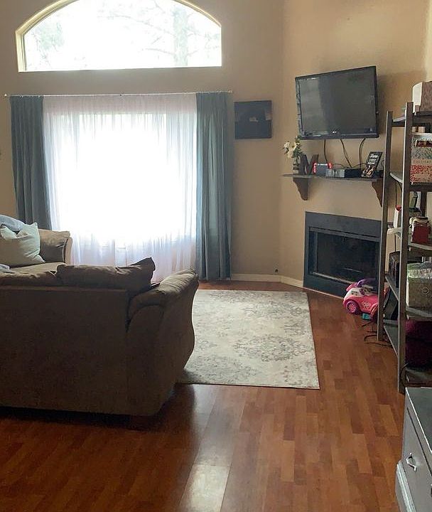 2nd image of 2165 S Linmar Ct