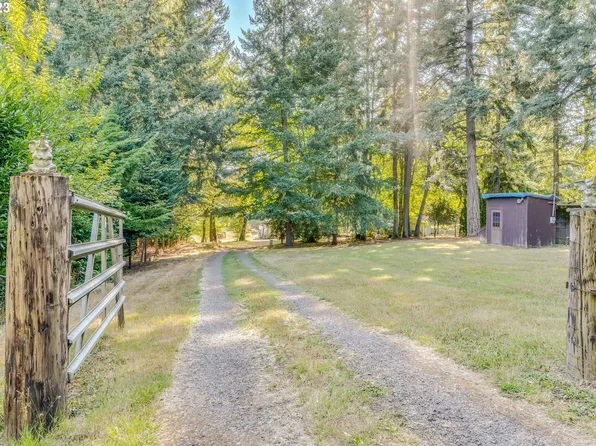10580 NE Fox Farm Rd, Newberg, OR 97132