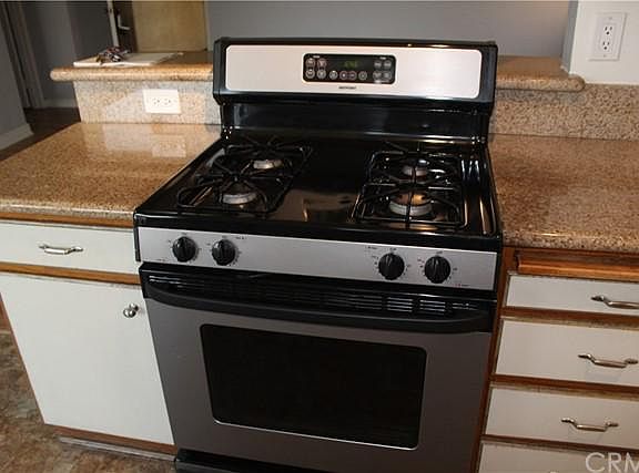 3rd image of 739 Saint Louis Ave APT 1