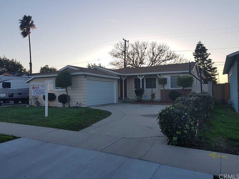 1st image of 20919 Menlo Ave