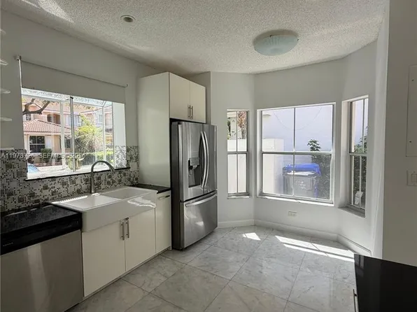 1534 Weeping Willow Way #1534, Hollywood, FL 33019