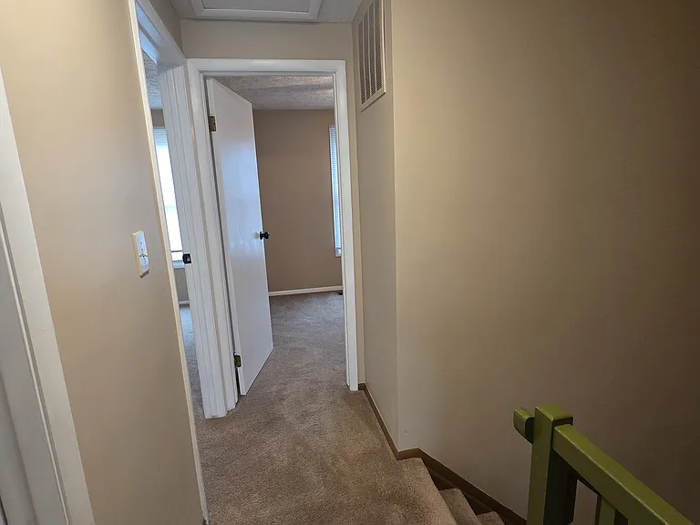 7746 Kidwell Ct — Photo 23