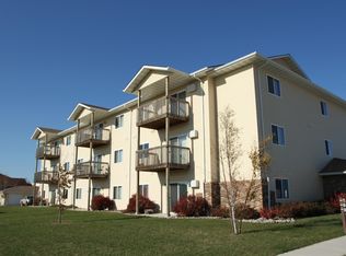 5152 10th Ave N #205, Grand Forks, ND 58203