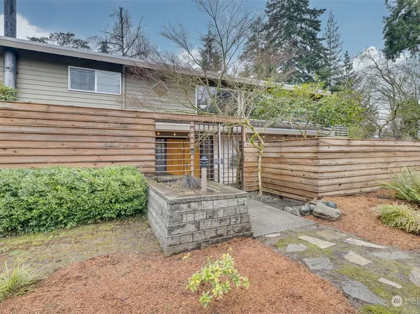 1211 NE 185th Street, Shoreline, WA 98155