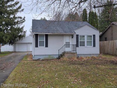 2835 Doyle St, Marlette, MI, 48453