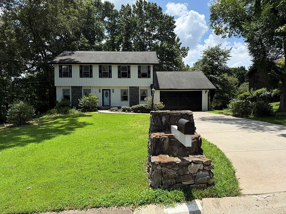 2788 Dellinger Dr