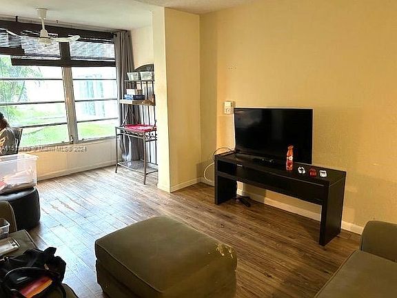 5th image of 8500 Sunrise Lakes Blvd APT 106