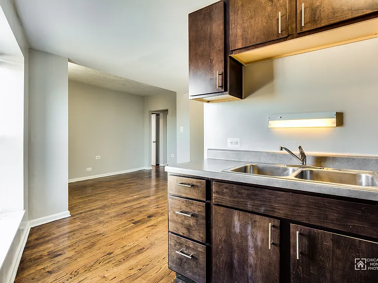 7301 N. Sheridan — Photo 28
