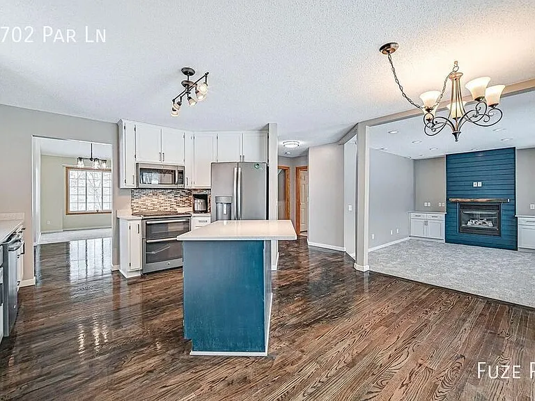 1702 Par Ln — Photo 11