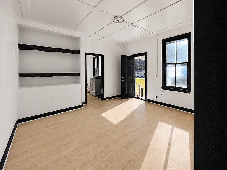 86 W Main St #2 — Photo 4