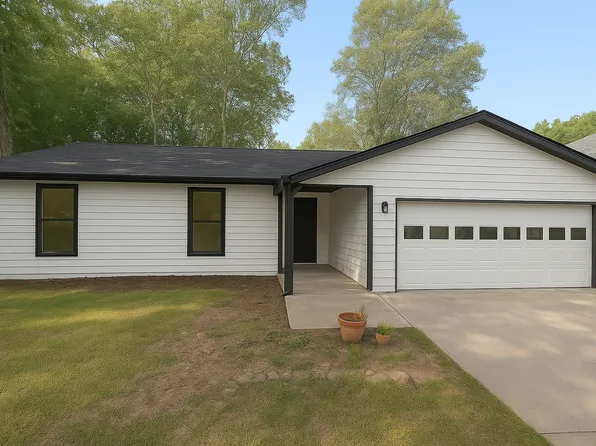 1060 Park Forest Dr, Lilburn, GA 30047